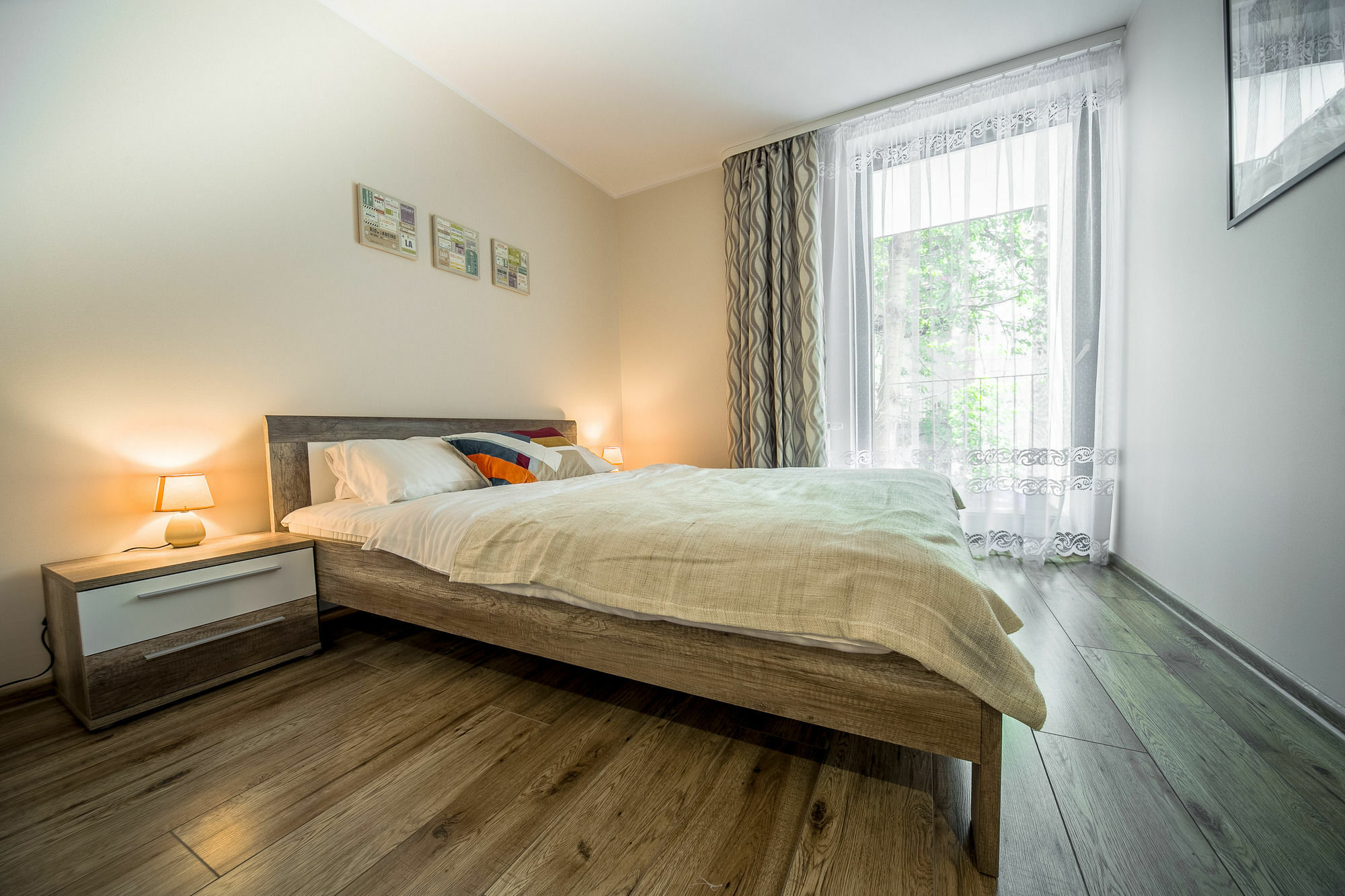 Friendhouse Apartments - Krowoderska Krakow Ngoại thất bức ảnh